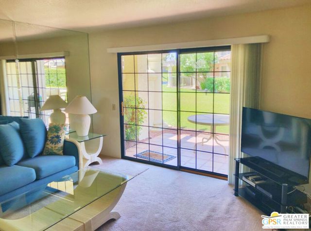 2701 E Mesquite Ave Unit EE165 Avenue, Palm Springs CA: https://media.crmls.org/mediaz/0ba1d0fd-8eec-41c9-b127-d4f73192ad7f.jpg