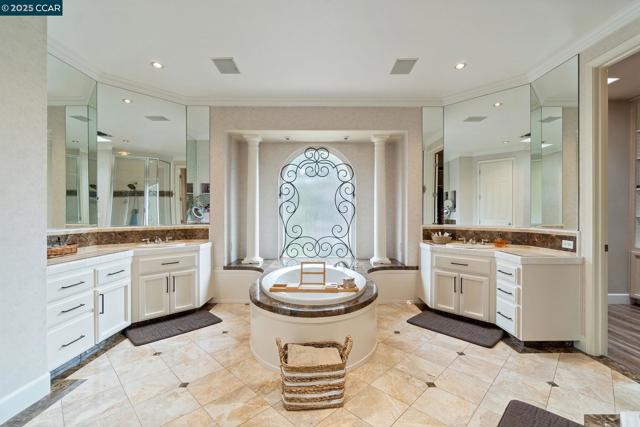 2550 E Jenny Ave, Fresno CA: https://media.crmls.org/mediaz/0ba2f4da-4177-49aa-9457-0a1d6d3b7bd3.jpg