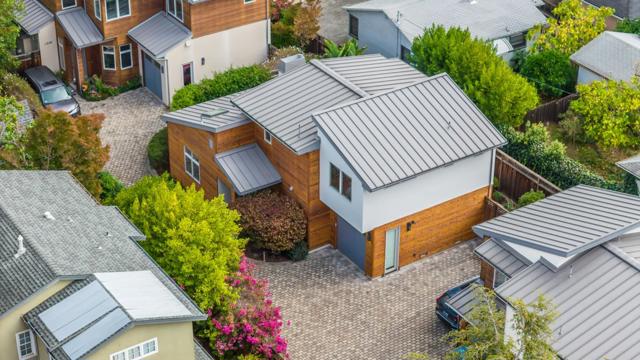 1236 Hoover Street, Menlo Park CA: https://media.crmls.org/mediaz/0ba4b37b-24c4-4e7f-aa3b-7164aeaf4108.jpg