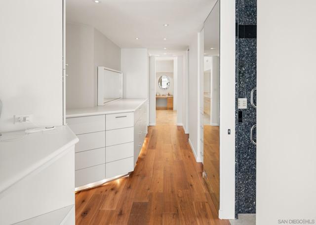 1 The Point, Coronado CA: https://media.crmls.org/mediaz/0ba4c893-758c-40ad-b255-c8186cfe5be3.jpg