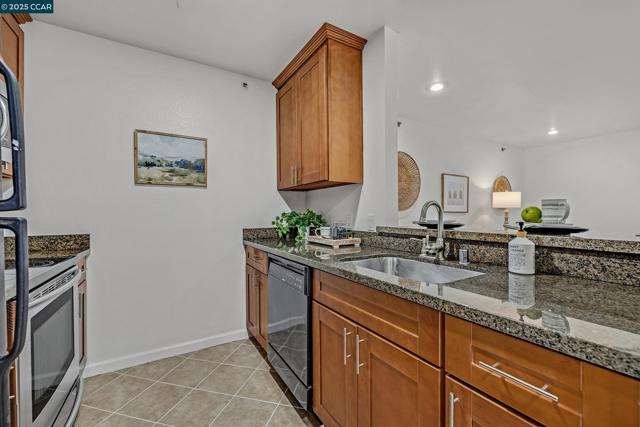 Image 7 of 39 For 29573 Highgate Dr  322