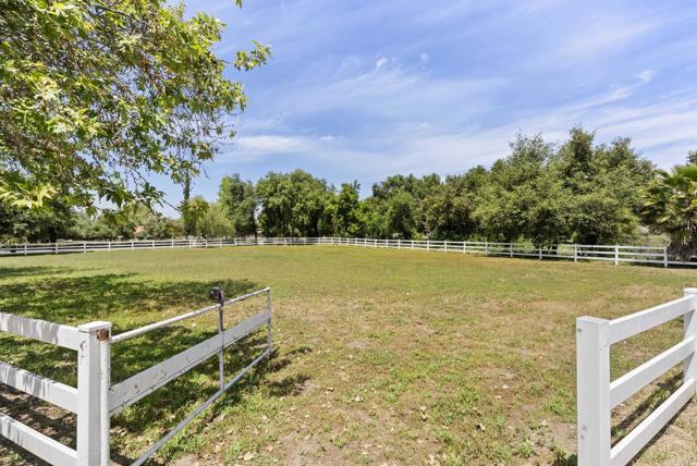 Home for Sale in Valley Center