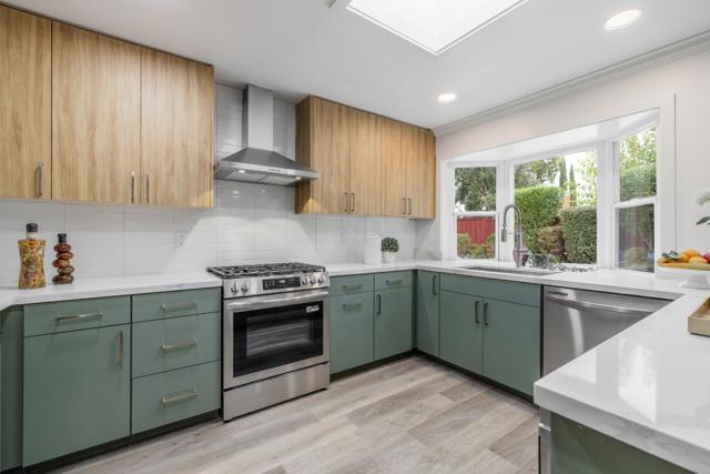 756 Acorn Court, San Ramon CA: https://media.crmls.org/mediaz/0ba8f269-2056-46ff-9c35-c624924c5ccf.jpg