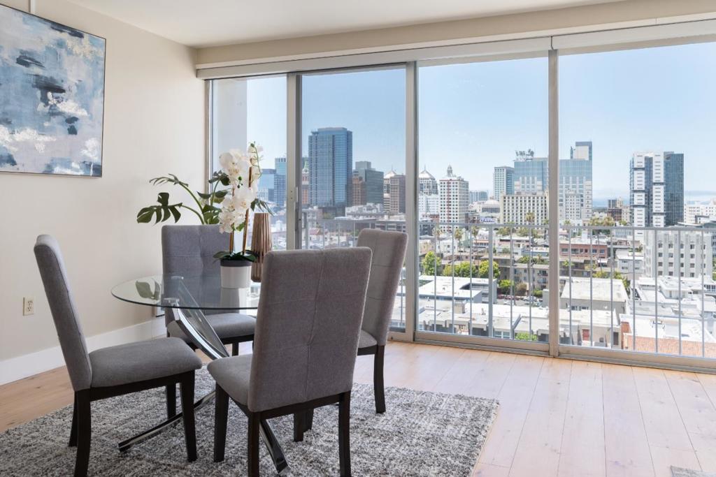 0Ba967F9 F284 4Ed0 B906 33930F8E823E 1555 Lakeside Drive #184, Oakland, Ca 94612 &Lt;Span Style='BackgroundColor:transparent;Padding:0Px;'&Gt; &Lt;Small&Gt; &Lt;I&Gt; &Lt;/I&Gt; &Lt;/Small&Gt;&Lt;/Span&Gt;