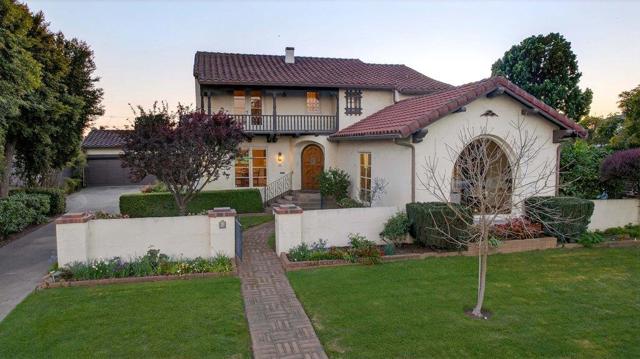 65 Monte Vista Avenue, Watsonville CA: https://media.crmls.org/mediaz/0ba9a308-4456-42ea-999b-27bb9ba34c55.jpg