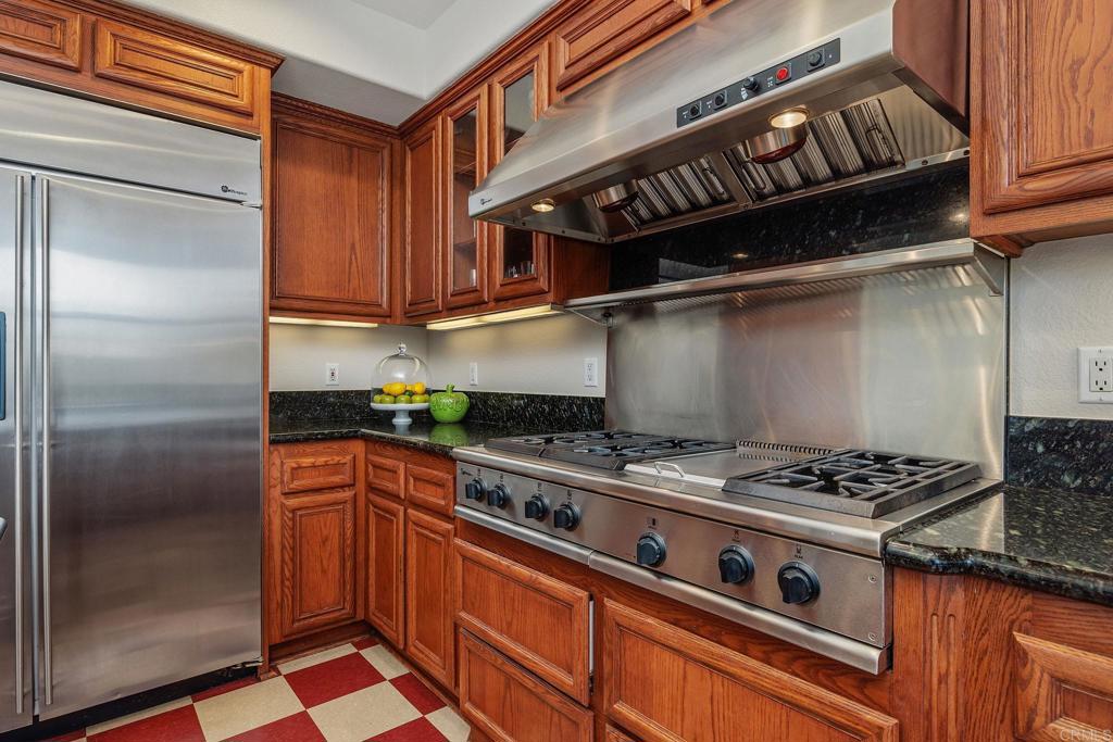 4200 Shorepointe Way - photo 16