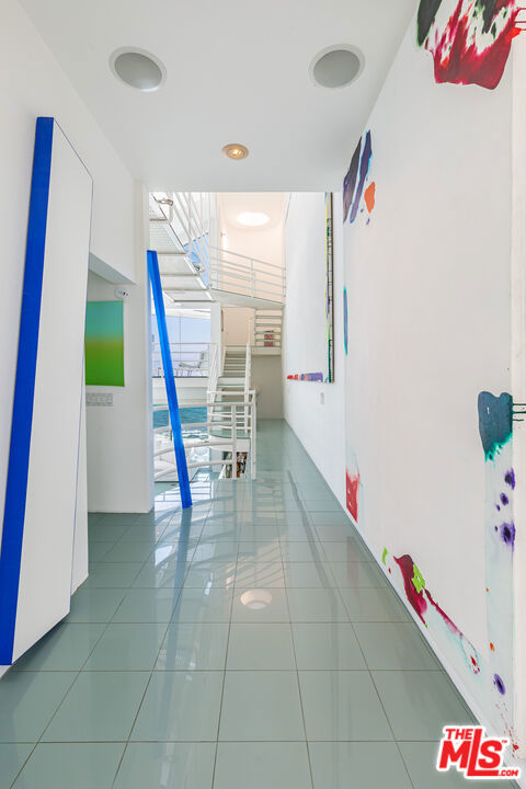 Drew Fenton | 21016 Pacific Coast Highway Malibu CA | MLS: 7470562 Drew Fenton | 21016 Pacific Coast Highway Malibu CA | MLS: 7470562