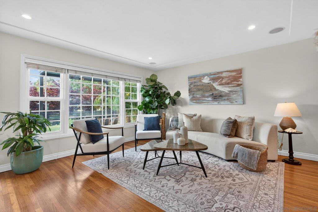 1335 Loring Street - photo 3