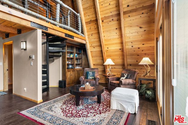 2222 Gimmewald Place, Pine Mountain Club CA: https://media.crmls.org/mediaz/0baaf9cc-aec2-4f3a-b1e7-7ab60b9e274f.jpg