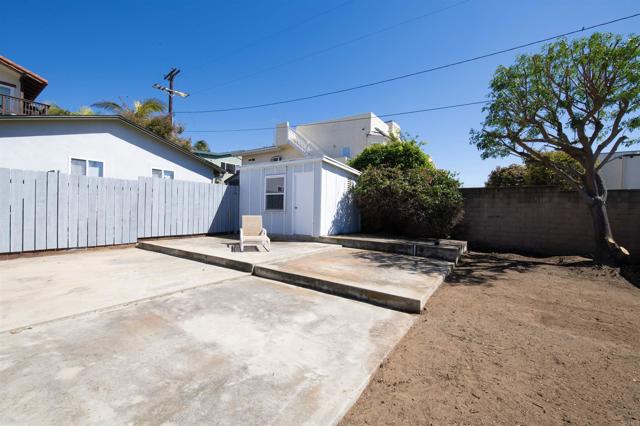 Detail Gallery Image 18 of 19 For 157 & 157 1/2 Maple Ave, Carlsbad,  CA 92008 - 3 Beds | 2 Baths