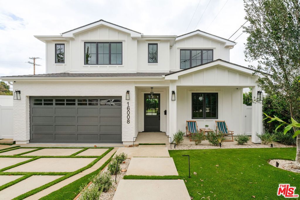 16008 Miami Way — Traditional