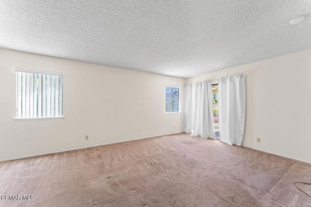 3116 Melody Lane, Simi Valley CA: https://media.crmls.org/mediaz/0bade5fb-ed91-4992-97e4-cf5408d10098.jpg