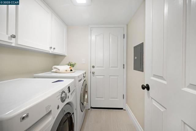 4072 Westminster Pl, Danville CA: https://media.crmls.org/mediaz/0badfd17-a1d8-4e6b-ad34-8eac22d3a978.jpg