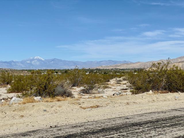 1 Hot Springs Road, Sky Valley CA: https://media.crmls.org/mediaz/0bae10c2-a59d-4d82-b44a-a012eb3b5432.jpg