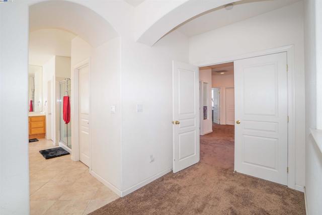 5018 Southport Ct, Antioch CA: https://media.crmls.org/mediaz/0bae57c8-3ce0-4f2b-a698-6ac672e6e6e7.jpg