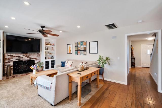 930 Hoesch Way, Gilroy CA: https://media.crmls.org/mediaz/0baf3ed8-c0ae-43d5-96c5-fa7e01d7547b.jpg