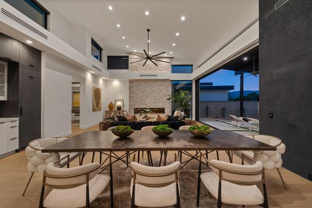 3 Siena Vista Court, Rancho Mirage CA: https://media.crmls.org/mediaz/0baf6940-c273-46c9-854d-d0559c126b4a.jpg