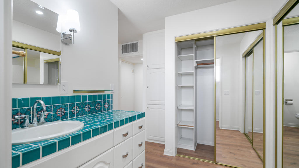 MLS #219138785DA image #14