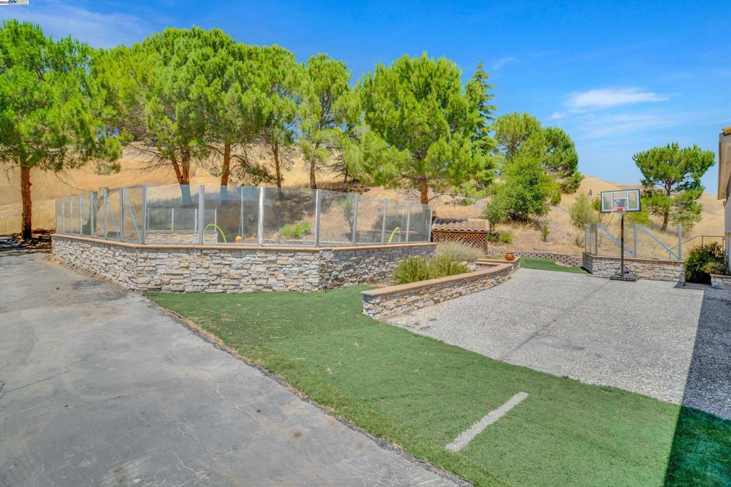 MLS #41104675 img 35