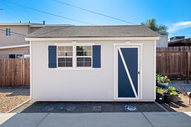 3809 Van Dyke Ave, San Diego CA: https://media.crmls.org/mediaz/0bb17f0f-4f43-495b-8360-8e74ccd67a9d.jpg