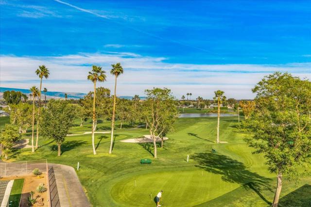 72967 Cabazon Peak Drive, Palm Desert CA: https://media.crmls.org/mediaz/0bb32067-c90b-44e4-9df9-7dad281f7bdd.jpg