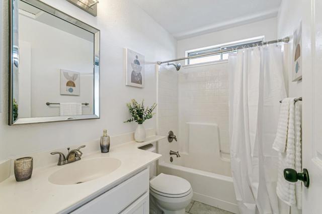 770 Babbs Creek Drive, Gilroy CA: https://media.crmls.org/mediaz/0bb3a1f9-4685-4272-bff3-3d851e9c019b.jpg
