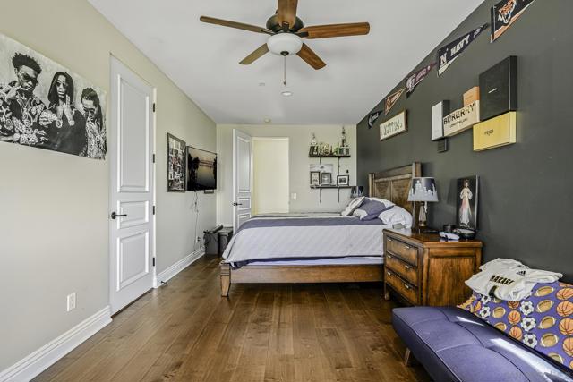 7335 El Fuerte St, Carlsbad CA: https://media.crmls.org/mediaz/0bb45254-4634-4ef5-8c4e-4095d9dd409a.jpg