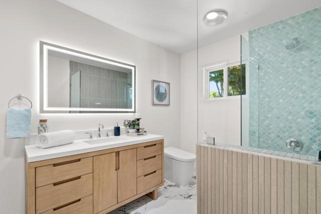 105 Vista Mar Court, Aptos CA: https://media.crmls.org/mediaz/0bb4c964-8ecd-402a-972a-d8592e53c301.jpg