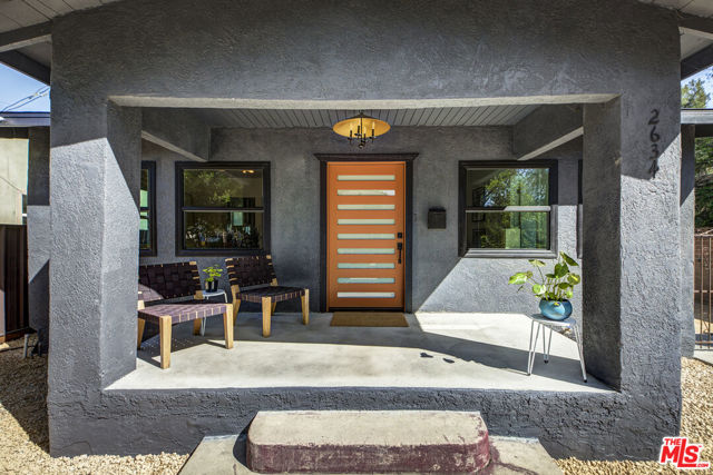 2634 Rich Street, Los Angeles CA: https://media.crmls.org/mediaz/0bb5b278-8711-40b0-9385-5e8d11998103.jpg