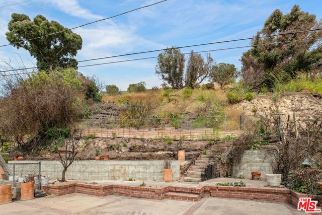 820 Jacon Way photo 4