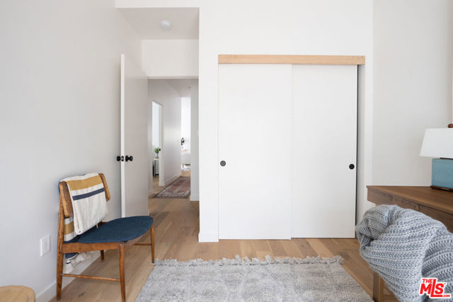 1617 1/4 Micheltorena Street, Los Angeles CA: https://media.crmls.org/mediaz/0bb71ca2-bf3c-4688-9b5b-83ec8e799af9.jpg
