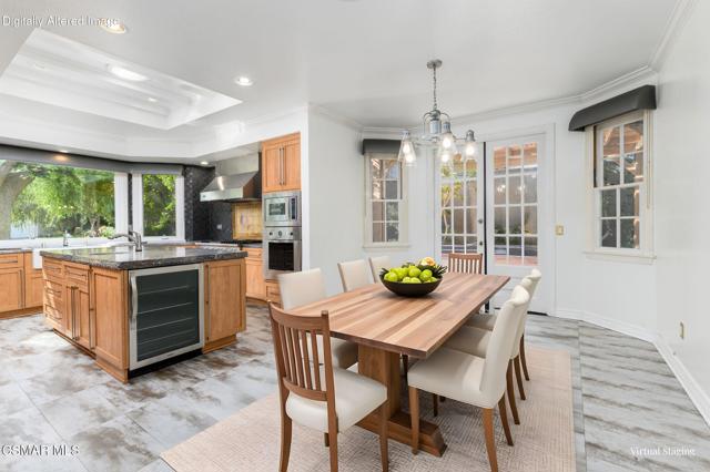 29515 Weeping Willow Drive, Agoura Hills CA: https://media.crmls.org/mediaz/0bb7584e-4e29-4d46-97fe-5c6dae4a7c4b.jpg