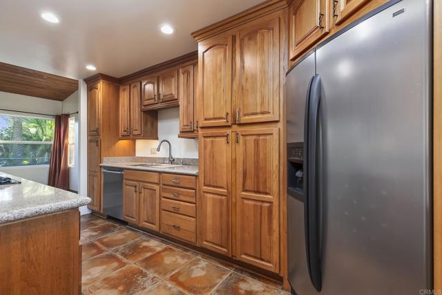 10546 VALLE VISTA RD, Lakeside CA: https://media.crmls.org/mediaz/0bb7bbf5-588e-4457-b51b-660841777b0a.jpg