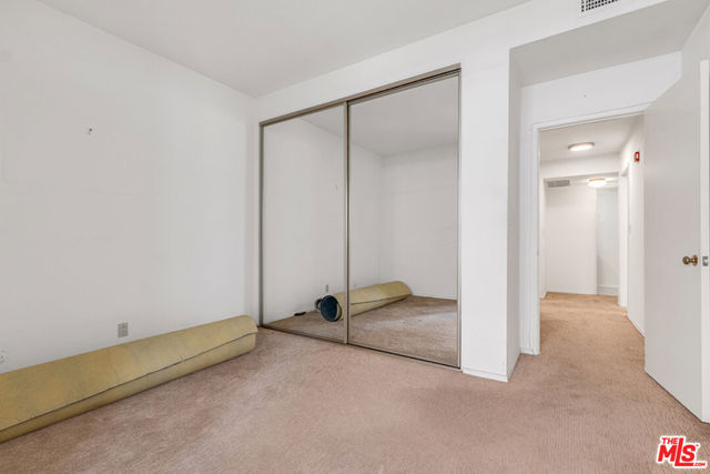 15150 Dickens Street, Sherman Oaks CA: https://media.crmls.org/mediaz/0bb7dc0d-330c-4db2-90e5-02b873a67c32.jpg