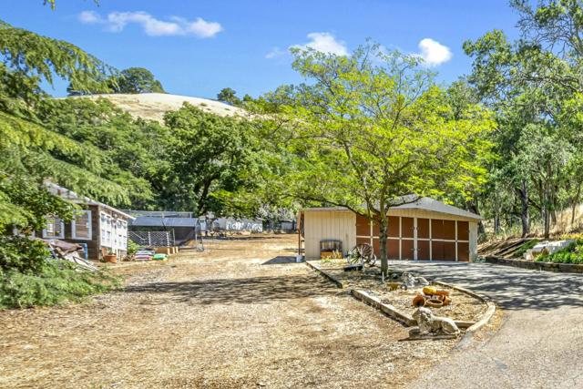 13700 Sycamore Drive, Morgan Hill CA: https://media.crmls.org/mediaz/0bb84947-309d-4d76-b30c-74b052cfa8df.jpg