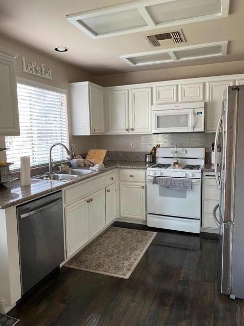 5391 Rockwood Circle, Stockton CA: https://media.crmls.org/mediaz/0bb8b3e8-cc07-40ad-815e-61add9acb371.jpg