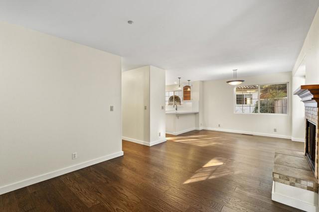 300 Carrera Circle, Aptos CA: https://media.crmls.org/mediaz/0bb979bb-880a-4882-a023-aab8f44b0d63.jpg