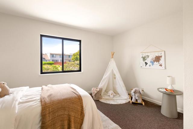 3637 Bettman Way, South San Francisco CA: https://media.crmls.org/mediaz/0bb97d97-f142-428f-be09-5a6ad59d7743.jpg