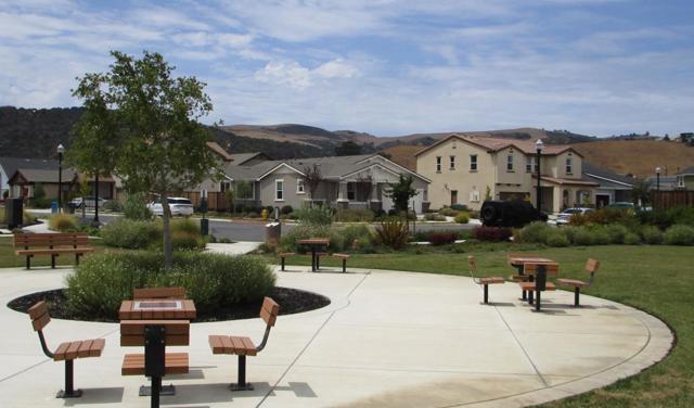 277 Copperleaf Lane, San Juan Bautista CA: https://media.crmls.org/mediaz/0bb9a218-ee5f-4af9-8f7b-ab496da64712.jpg