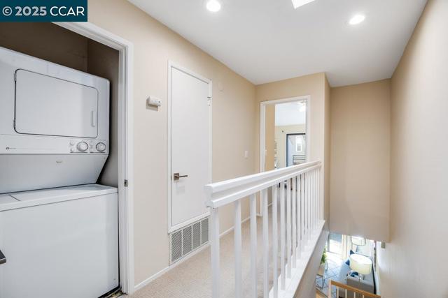 231 Sunspring Ct, Pleasant Hill CA: https://media.crmls.org/mediaz/0bb9afb6-881f-4ab3-a4d2-3ef2bfd83df8.jpg