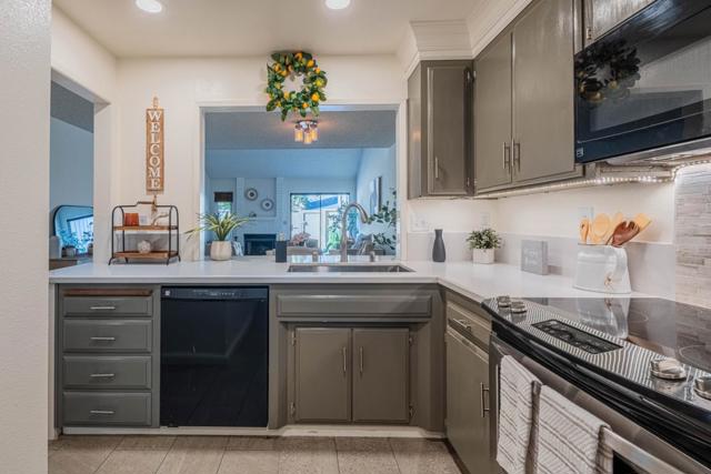 1868 Cherokee, Salinas CA: https://media.crmls.org/mediaz/0bba075c-9930-492b-be2e-c835b77e161e.jpg