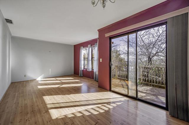 35 Blair Terrace, San Francisco CA: https://media.crmls.org/mediaz/0bba1576-813c-4b98-b680-0c51010106e5.jpg