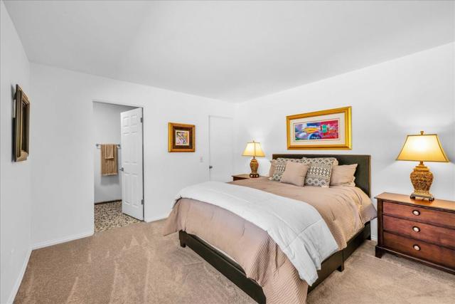 68035 Valley Vista Drive, Cathedral City CA: https://media.crmls.org/mediaz/0bba4946-188a-453d-a84f-7cf25f9045e2.jpg
