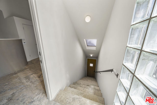 3625 Lowry Road, Los Angeles CA: https://media.crmls.org/mediaz/0bba95be-f11d-4e71-bf44-16c0514f6abc.jpg