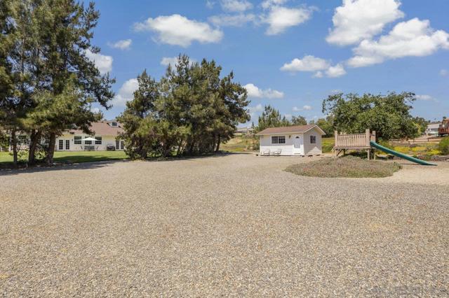 3232 N Twin Oaks Valley Rd, San Marcos CA: https://media.crmls.org/mediaz/0bbb425c-b438-4125-b991-9323c0d4688d.jpg
