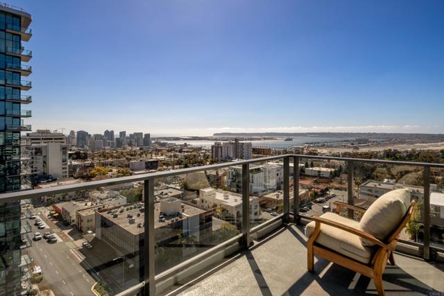 Detail Gallery Image 21 of 48 For 2855 Fifth Ave #1304,  San Diego,  CA 92103 - 3 Beds | 3/1 Baths