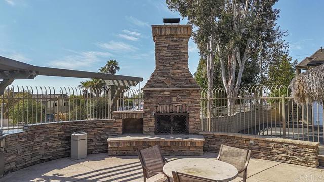 Detail Gallery Image 38 of 42 For 5010 Los Morros Way #23,  Oceanside,  CA 92057 - 2 Beds | 2 Baths