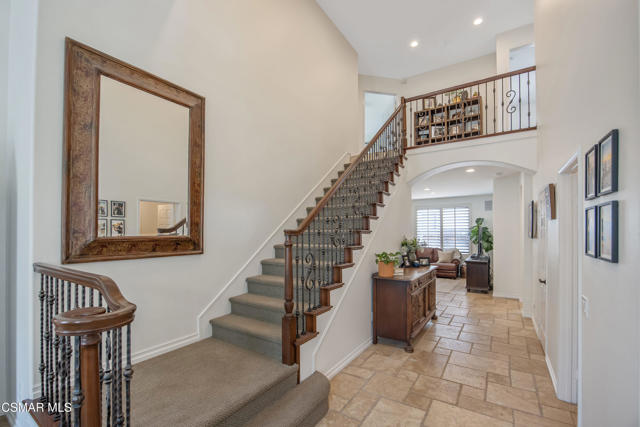 943 Paseo Barona, Camarillo CA: https://media.crmls.org/mediaz/0bbd7c7c-32ab-488a-8db1-dc2d1a31ca72.jpg