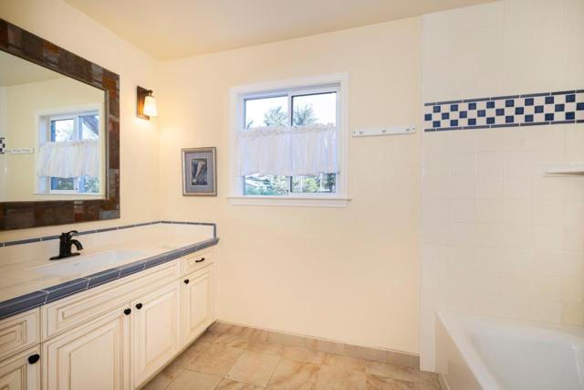 551 4th Street, Montara CA: https://media.crmls.org/mediaz/0bbda72f-9354-43c6-9b67-4226246facc9.jpg