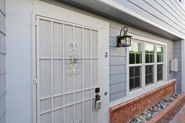 736 F Ave, Coronado CA: https://media.crmls.org/mediaz/0bbe2747-714b-4d03-9fb0-a14d43255a7f.jpg